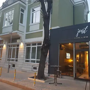 Hotel Just, Varna